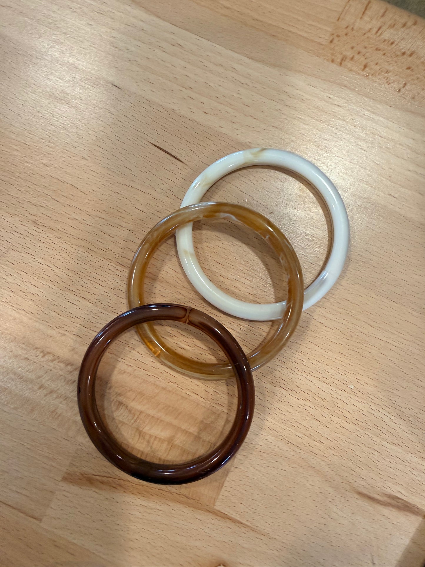 Acrylic bangle set of 3