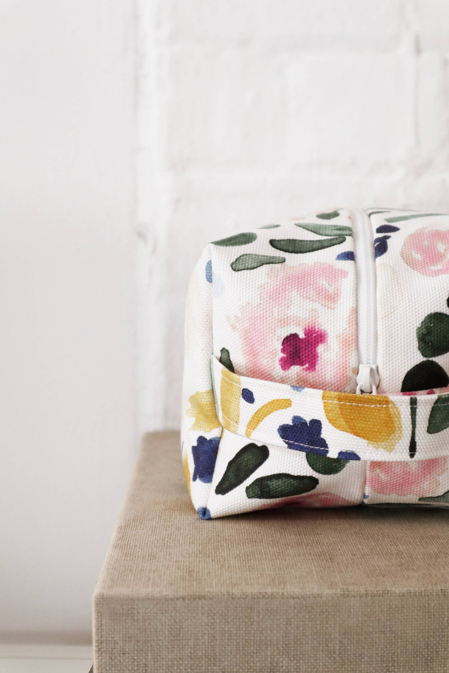 Makeup Bag - Sierra Florals: Medium