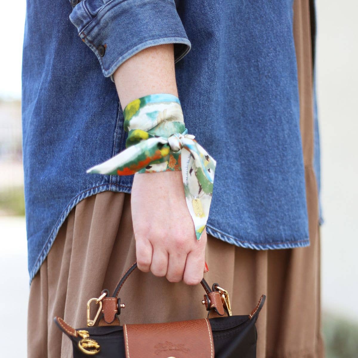 Agrarian Lil Twilly Scarf 33" | Wrist Scarf: Giftable Cube