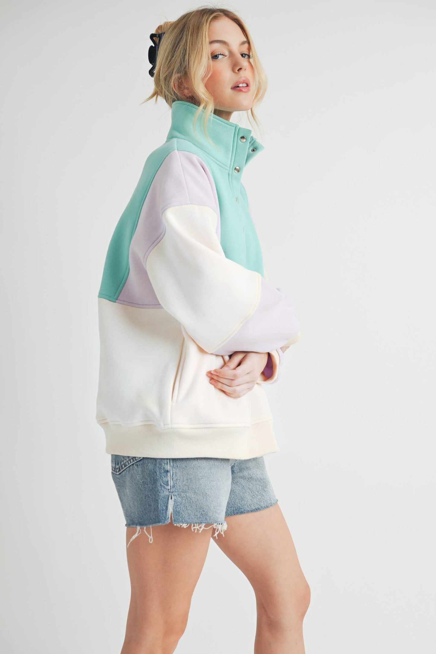 992EK Glo Colorblock Pullover: Coffee Navy / Contemporary
