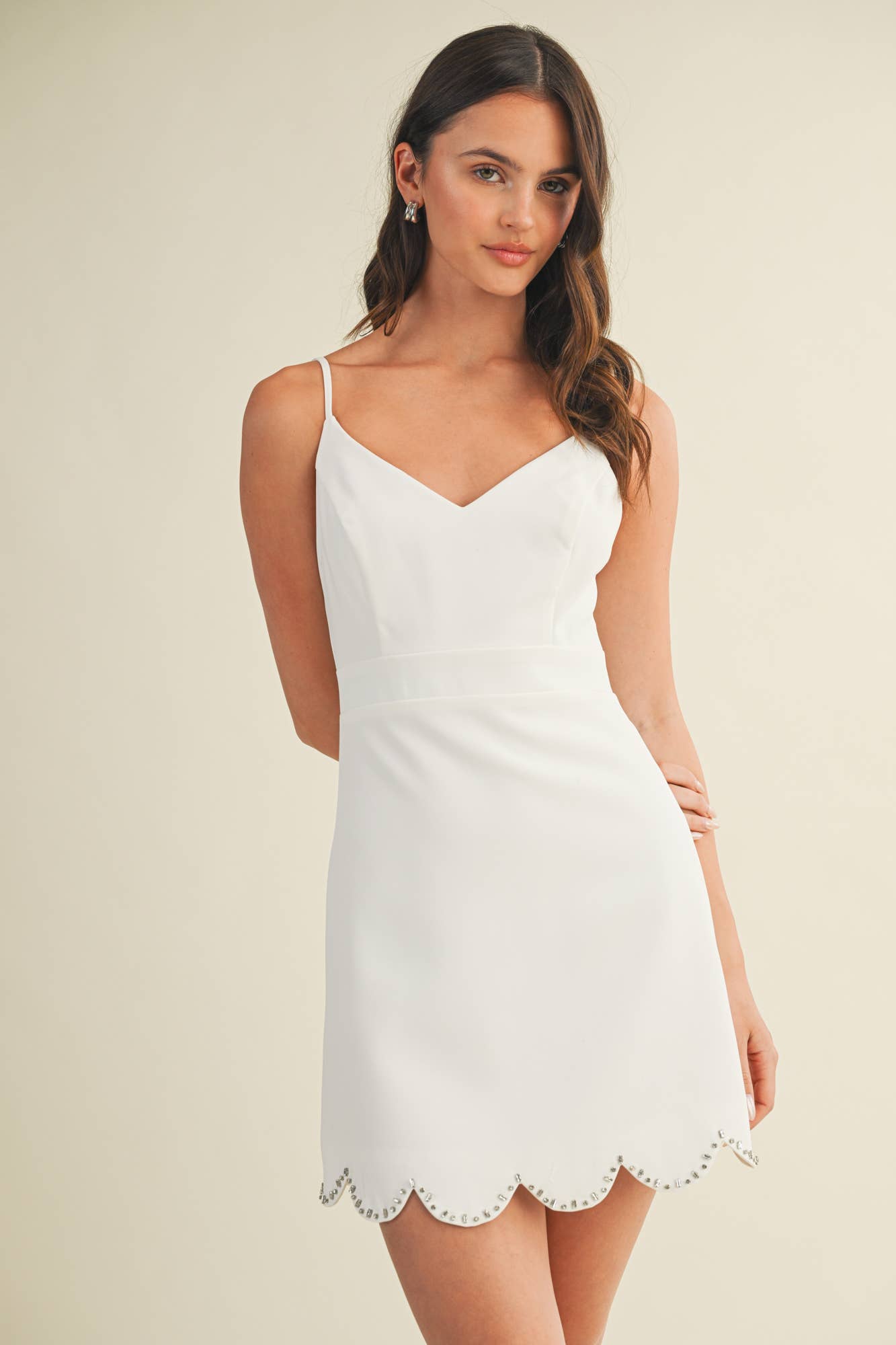 SCALLOP EDGE DRESS: Black