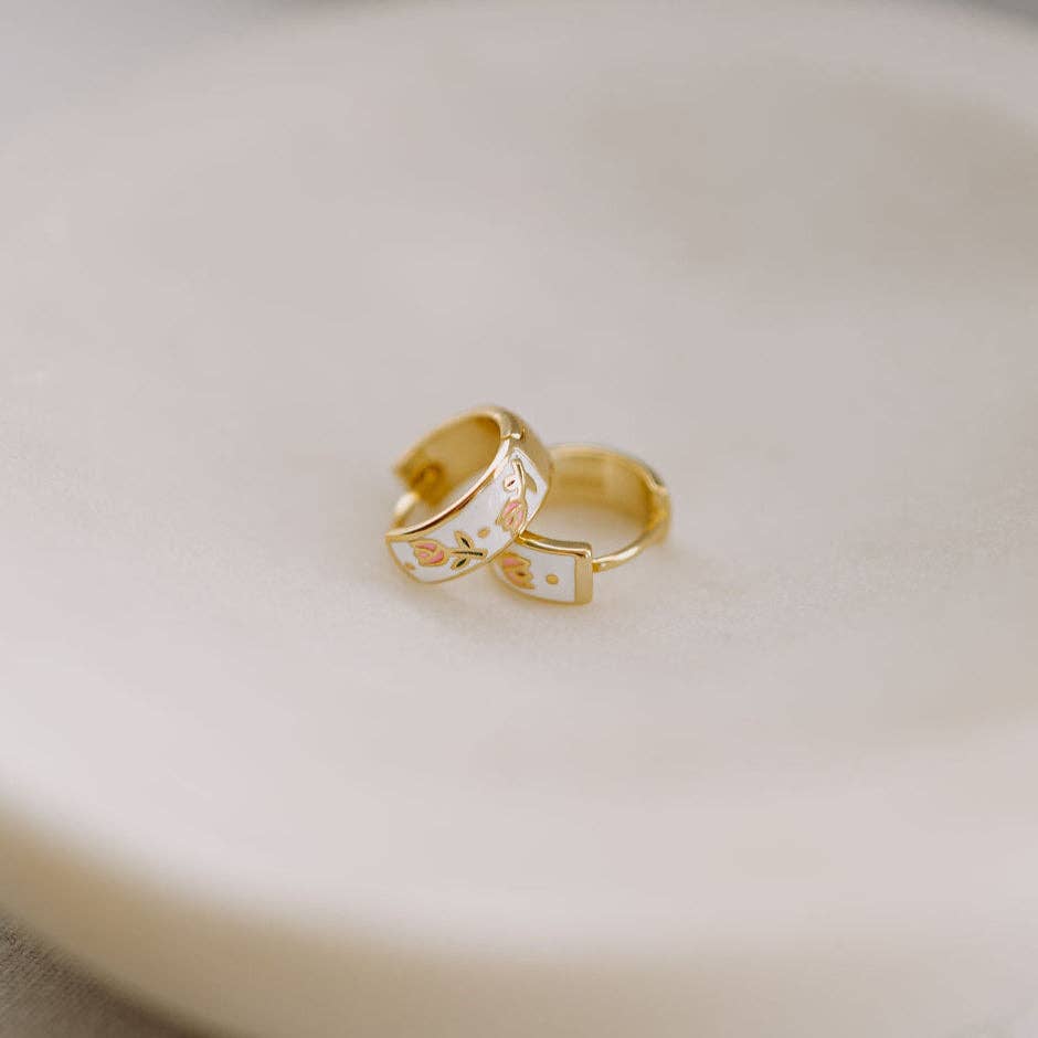 Eloise Tea Cup Hoops: Silver