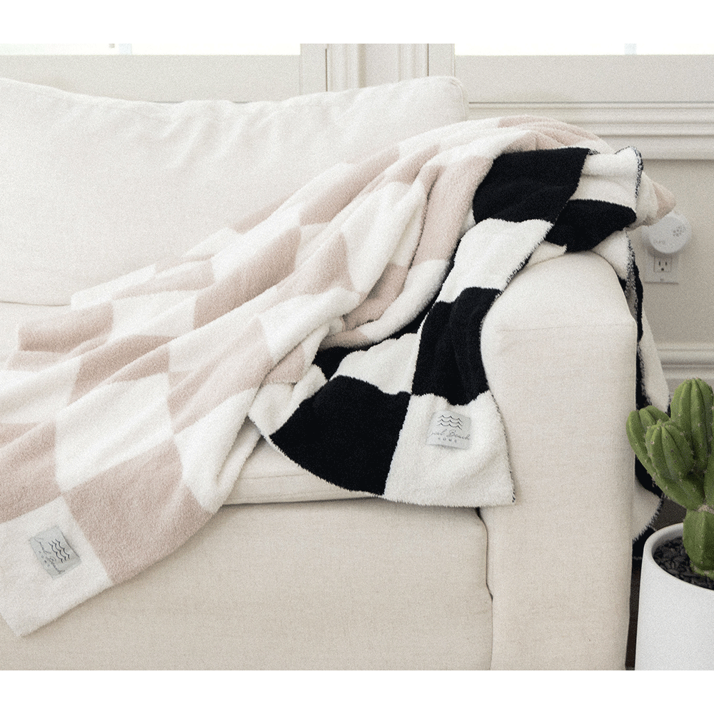 local beach Checker Luxe Home Blanket: Sand/Cream