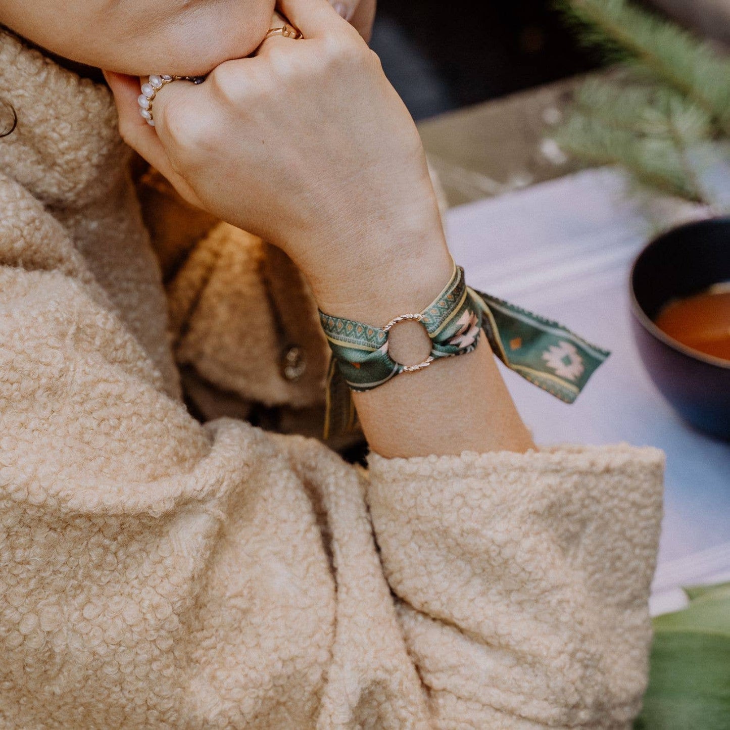 Evergreen Aztec Lil Twilly Scarf 29" | Wrist Scarf: Clear Poly Bag