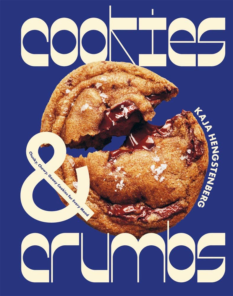 Book cover of 'Cookies & Crumbs' with cookies and blue background