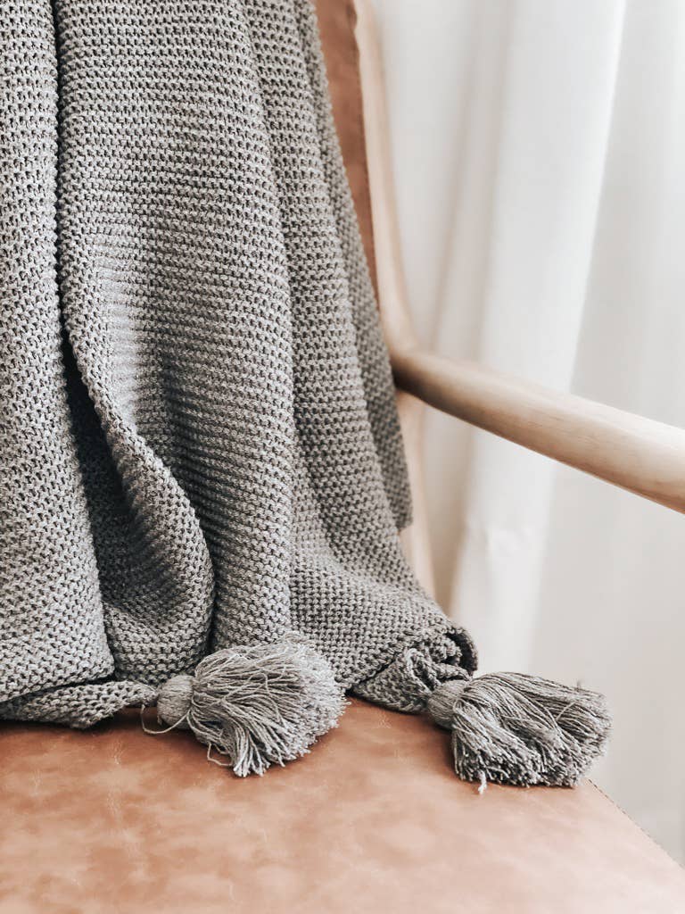 Knit Throw Blanket With Tassels: Cream