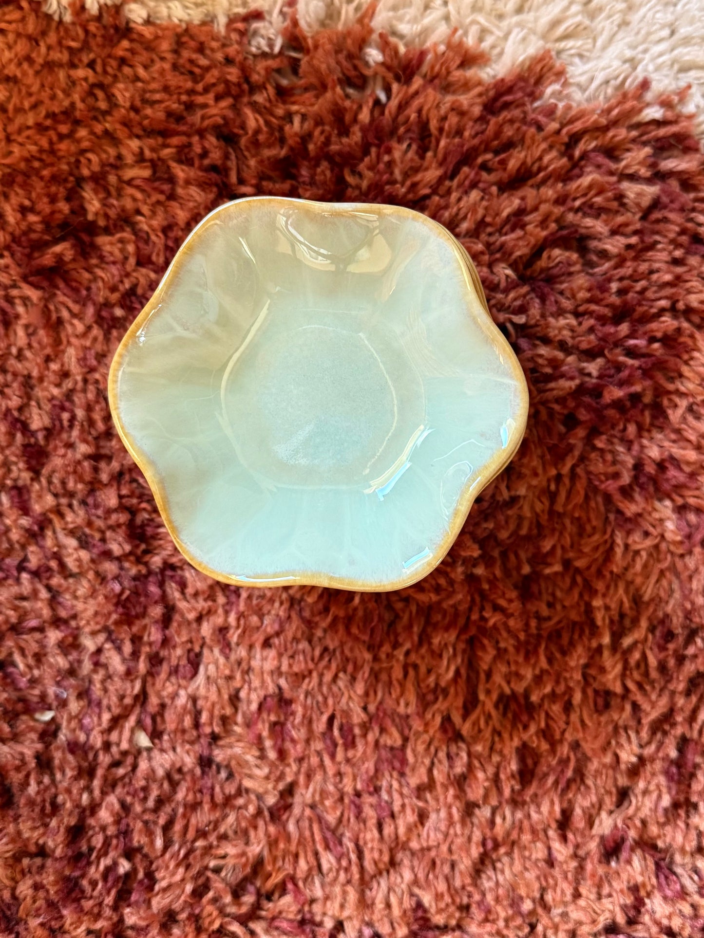 scallop ring dish