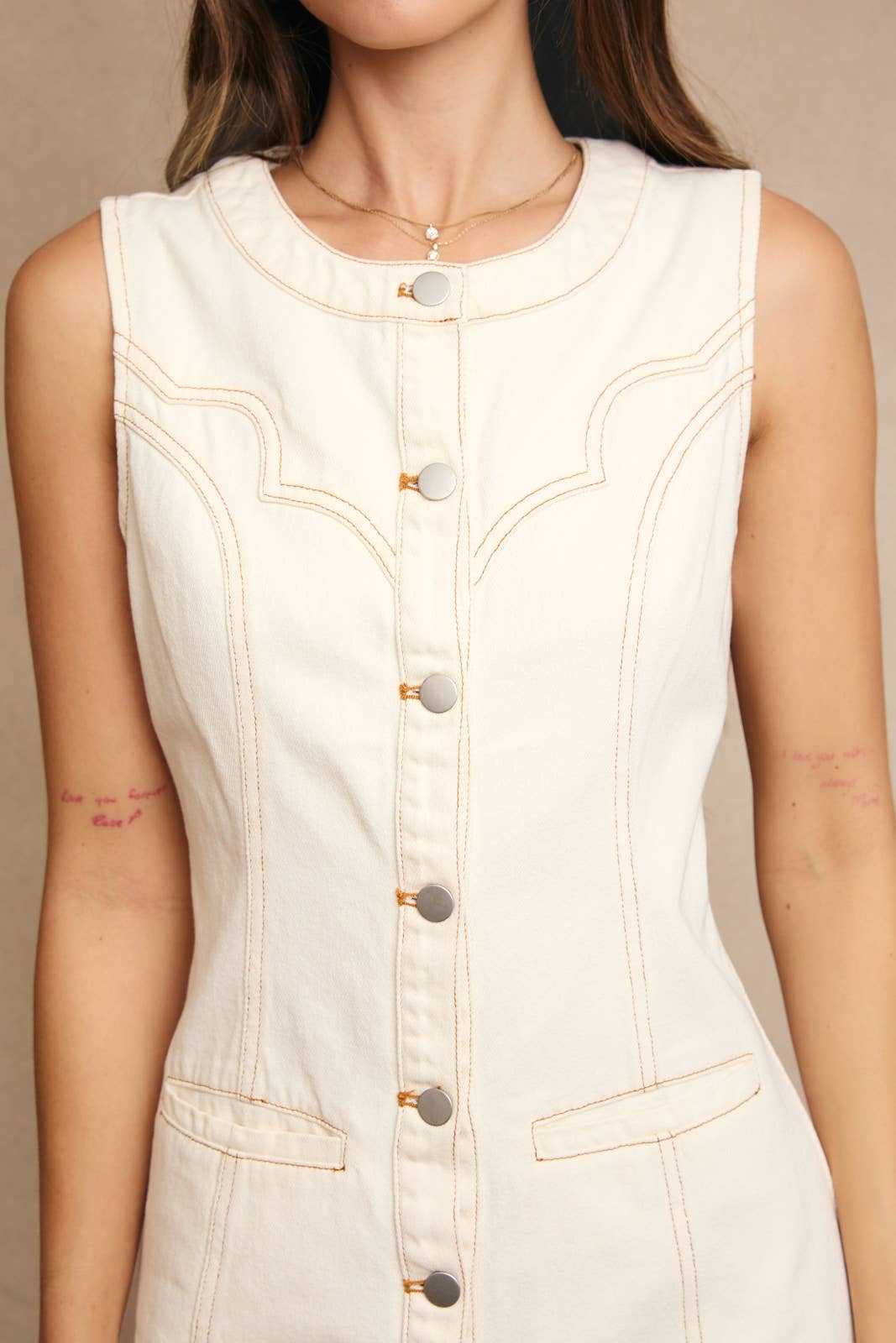STITCH DETAIL SLEEVELESS BUTTON DOWN DRESS: CREAM