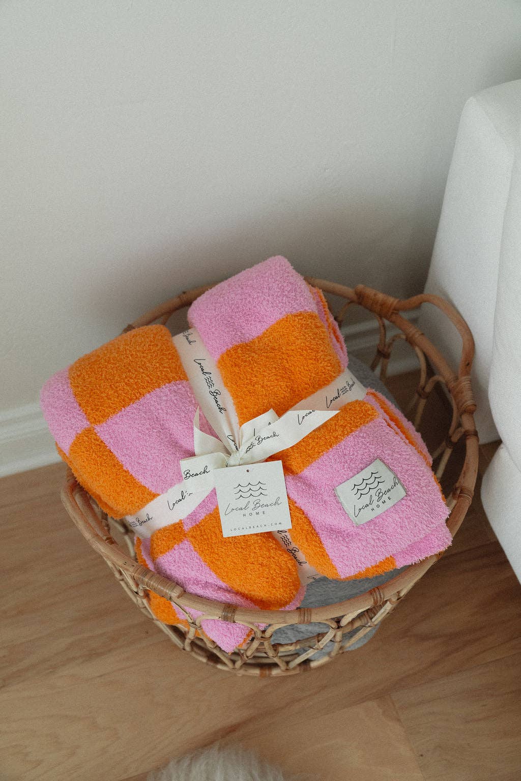 Checker Luxe Home Blanket: Bubble Gum/Orange