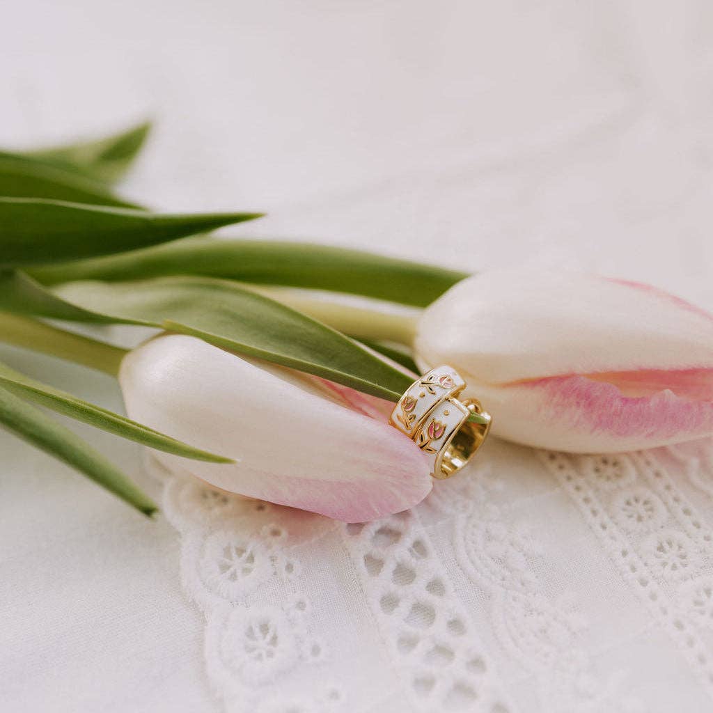 Eloise Tea Cup Hoops: Silver