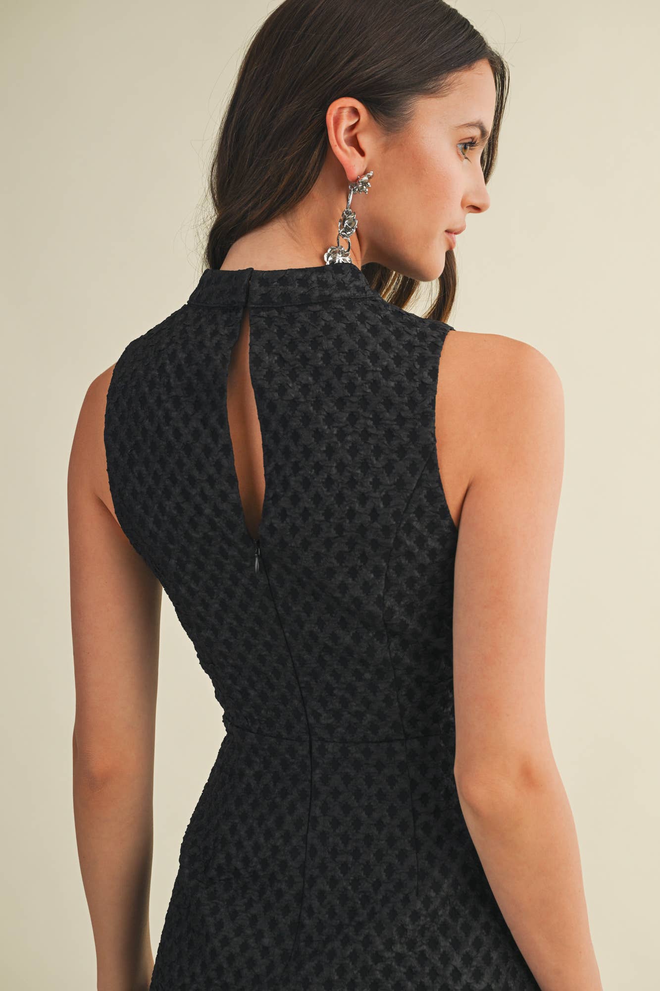 Black Mock neck Sleeveless Textured Dress